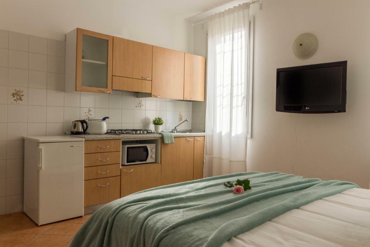 Ferienwohnung La Rosa Ferrara Exterior foto